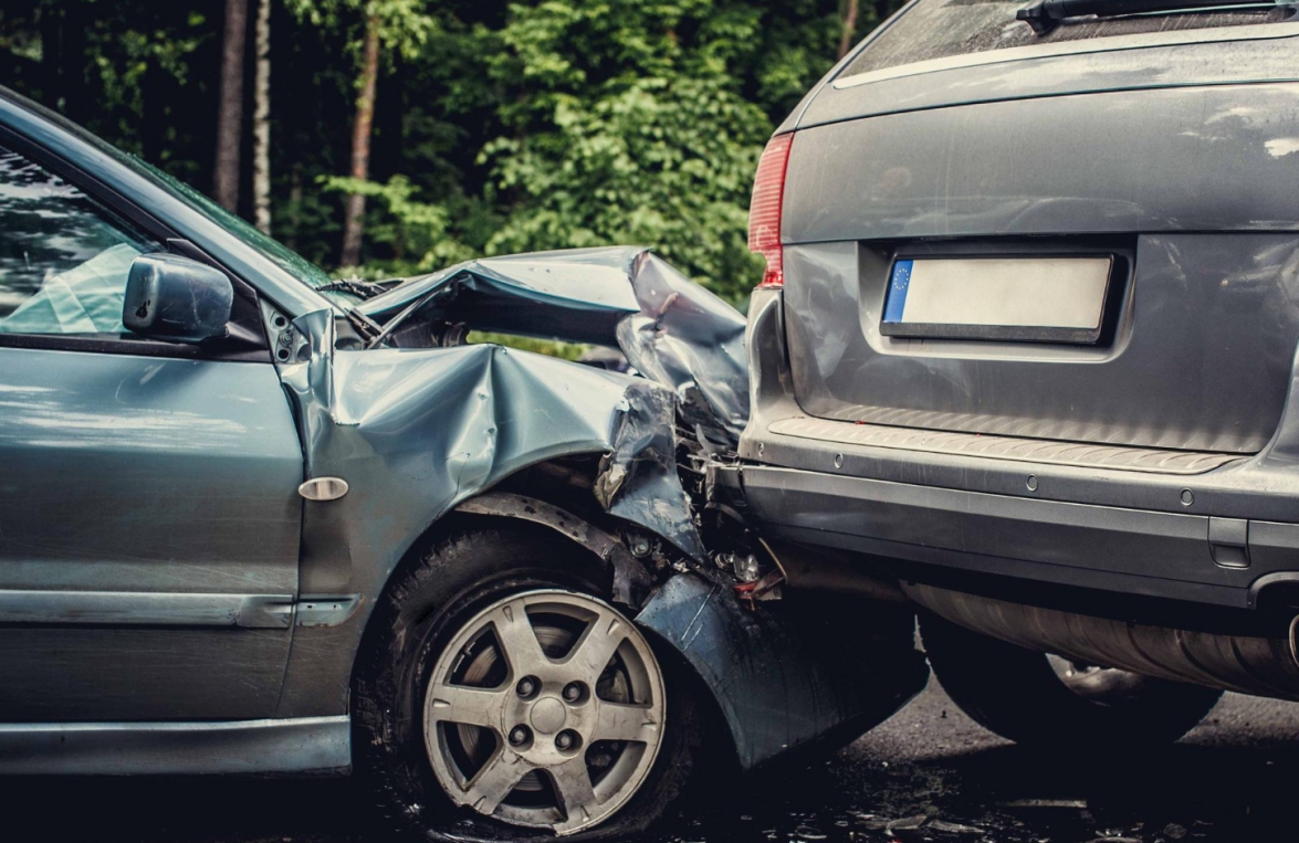 Straszny wypadek w tunelu w Lalikach: zderzenie trzech samochodów