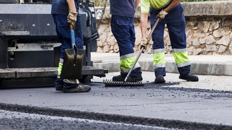 Nowe nawierzchnie dróg powiatowych w Kaczycach, Kończycach Wielkich i Wiśle po zakończonych remontach